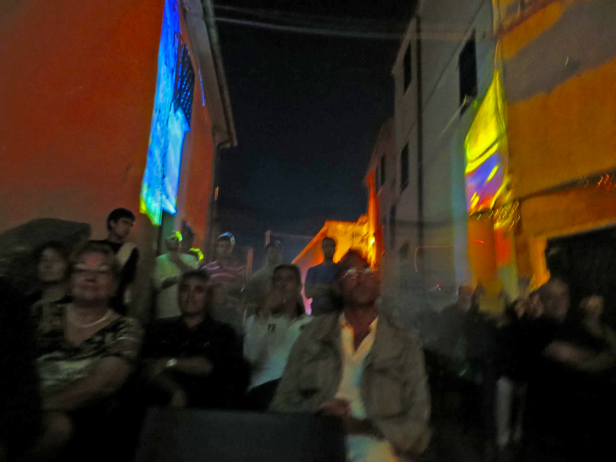 CROWD 2