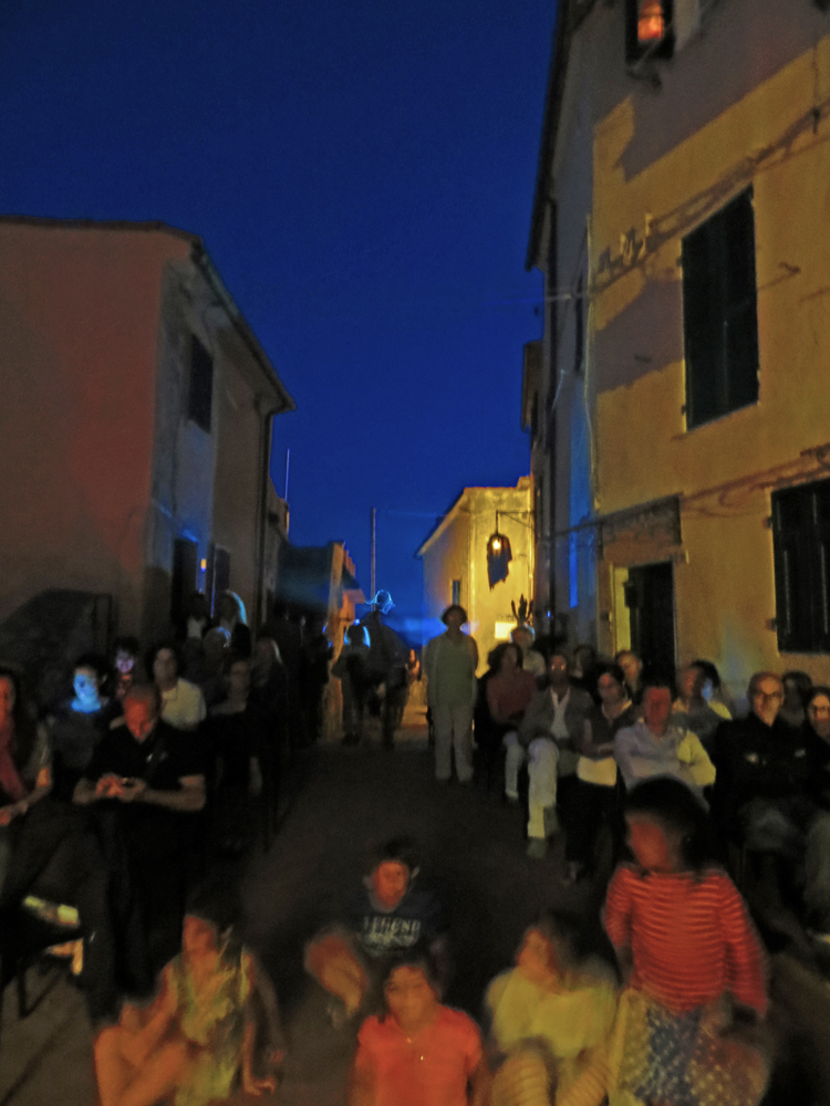 CROWD 3 - TFP - VICTORIES